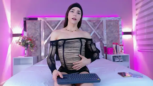 CandyLuxury   online show from 14, 5, 2026