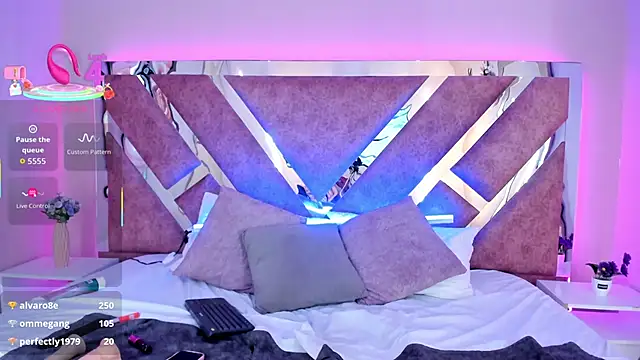 Snapshot of AliDiaz_ chatting on 18, 10, 2025 AliDiaz online show from 18, 10, 2025