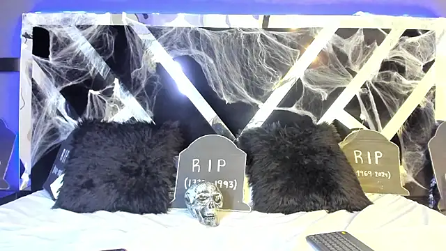 Snapshot of AliDiaz_ chatting on 27, 10, 2025 AliDiaz online show from 27, 10, 2025