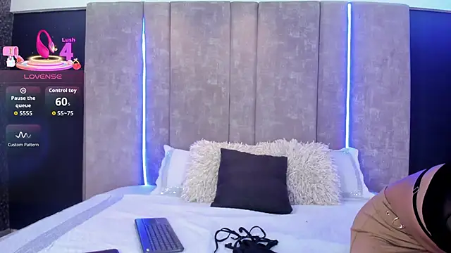 AliDiaz  online show from 2, 5, 2026