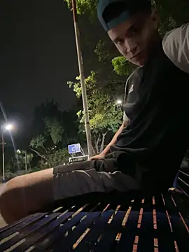 arevalo1124 online show from 16, 10, 2025