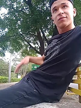 arevalo1124 online show from 20, 9, 2025