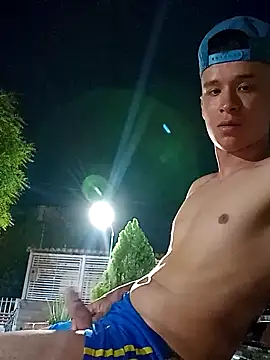 arevalo1124 online show from 13, 3, 2025