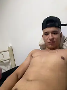 arevalo1124 online show from 6, 10, 2025