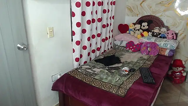 Snapshot of kendall_morry chatting on 13, 2, 2026 kendall morry online show from 13, 2, 2026