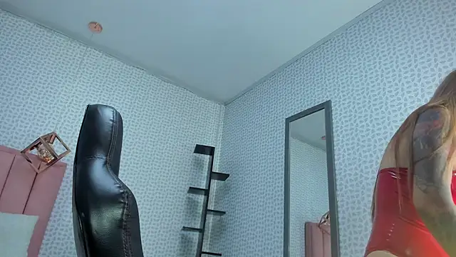 CALANTHELOVE1 online show from 6, 10, 2025