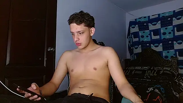 Snapshot of Thomas_May4rs chatting on 27, 11, 2025 Thomas May4rs online show from 27, 11, 2025