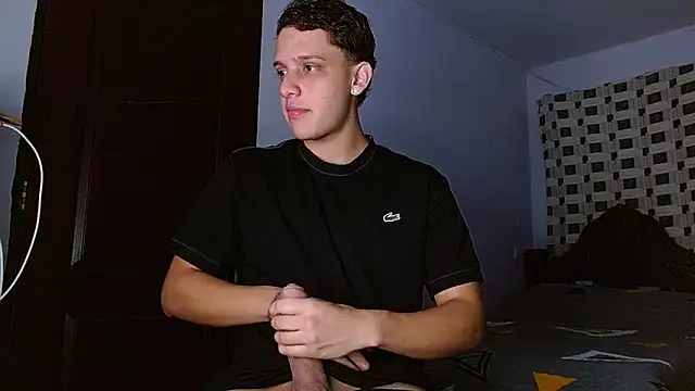 Snapshot of Thomas_May4rs chatting on 14, 11, 2025 Thomas May4rs online show from 14, 11, 2025