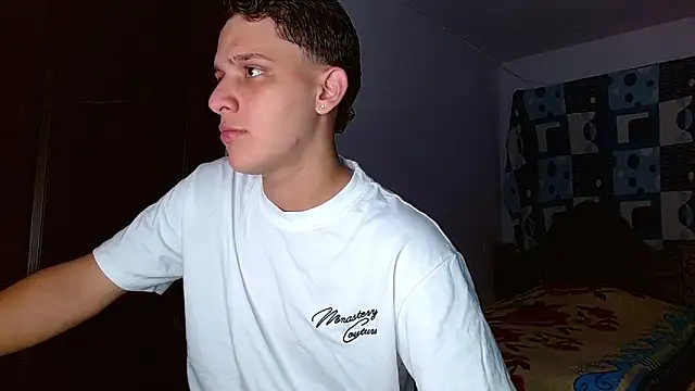 Snapshot of Thomas_May4rs chatting on 6, 11, 2025 Thomas May4rs online show from 6, 11, 2025