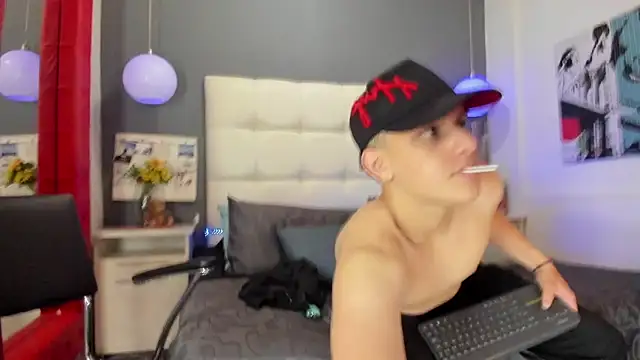 Snapshot of Thomas_May4rs chatting on 27, 2, 2025 Thomas May4rs online show from 27, 2, 2025