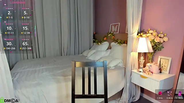 Nikki Kai online show from 28, 10, 2025