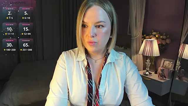 Nikki Kai online show from 18, 11, 2025