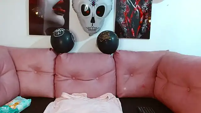 lunaember cs online show from 15, 10, 2025