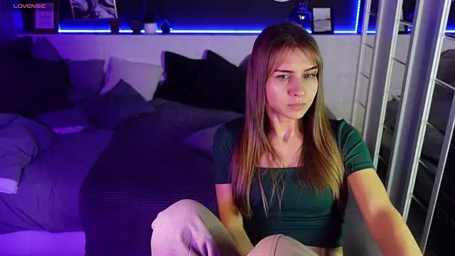 CharmBianca online show from 22, 2, 2025