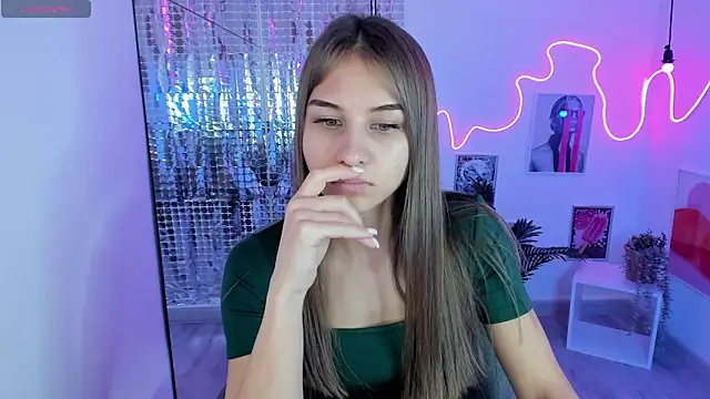 CharmBianca online show from 15, 2, 2025