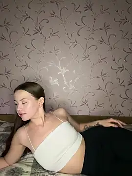 Snapshot of Arielle_Swan chatting on 1, 2, 2026 Arielle Swan online show from 1, 2, 2026