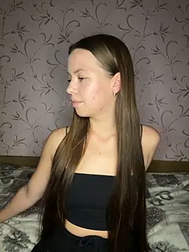 Arielle Swan online show from 28, 10, 2025