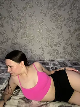 Arielle Swan online show from 1, 3, 2025