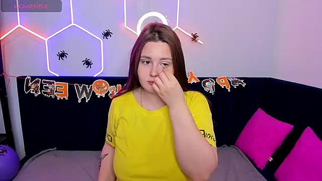 MargaretRoyy online show from 30, 10, 2025