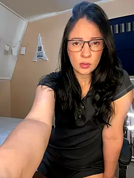 ValeriaVixen online show from 21, 10, 2025