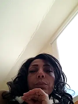 Lunasquirt1985 online show from 19, 9, 2025