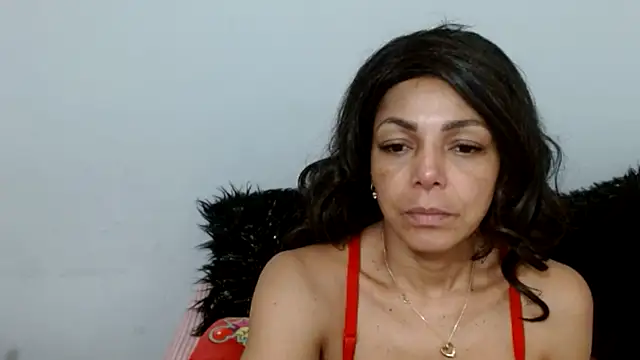 Lunasquirt1985 online show from 12, 11, 2025