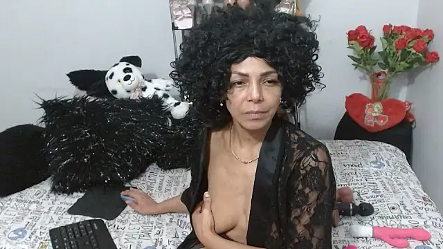 Lunasquirt1985 online show from 2, 3, 2026