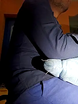 bigcock thick online show from 24, 10, 2025