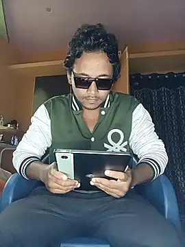 bigcock thick online show from 18, 2, 2026