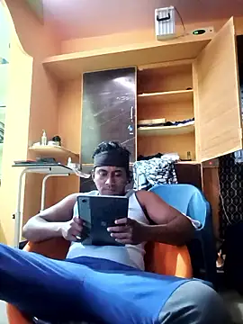 bigcock thick online show from 13, 2, 2026