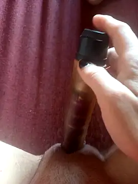 baixinhainsaciavel23 online show from 20, 4, 2026