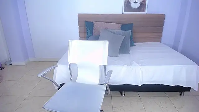 brendathompson  online show from 7, 3, 2025