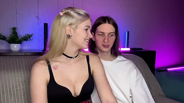 Snapshot of amandatalk chatting on 16, 3, 2025 amandatalk online show from 16, 3, 2025