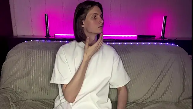 Snapshot of amandatalk chatting on 1, 3, 2025 amandatalk online show from 1, 3, 2025