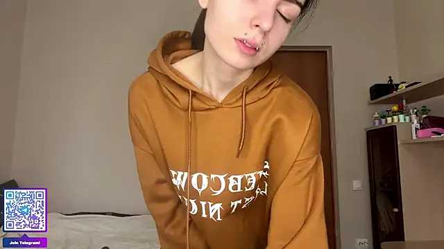 ErlinaBuoy online show from 22, 3, 2026