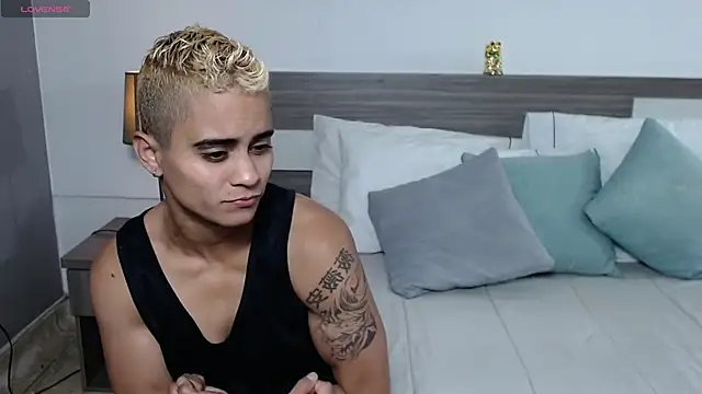 Liiamthompson online show from 20, 2, 2026