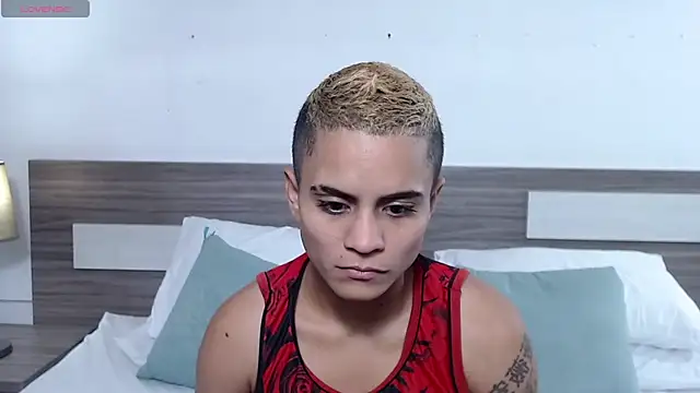 Liiamthompson online show from 17, 3, 2026