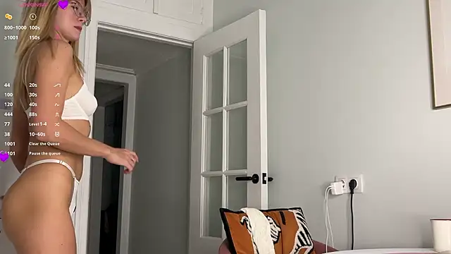 WhiteAnni online show from 22, 3, 2026