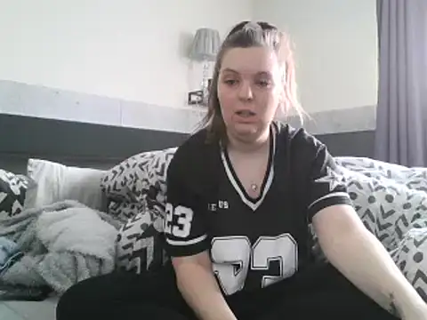 Demi WelshX online show from 13, 3, 2025