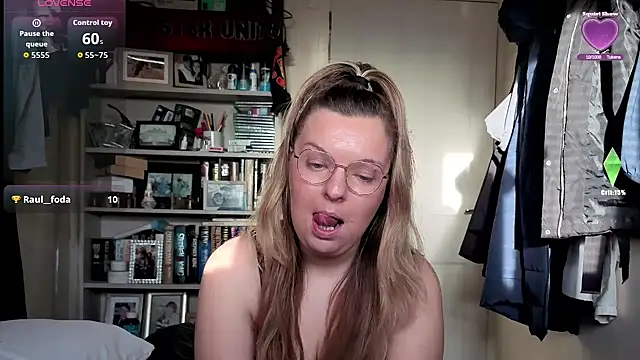 Demi WelshX online show from 5, 12, 2025