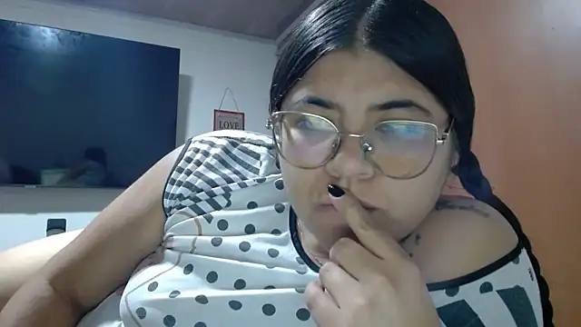 viccky vick online show from 11, 11, 2025