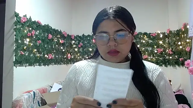 viccky vick online show from 23, 11, 2025