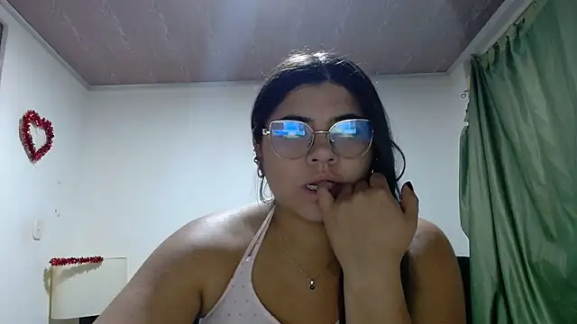 viccky vick online show from 14, 10, 2025