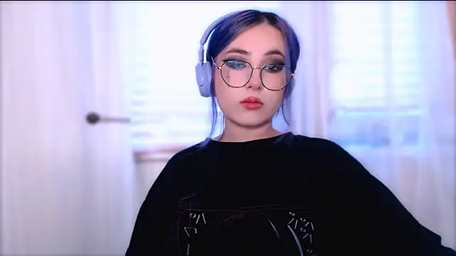 purplewitch online show from 18, 10, 2025