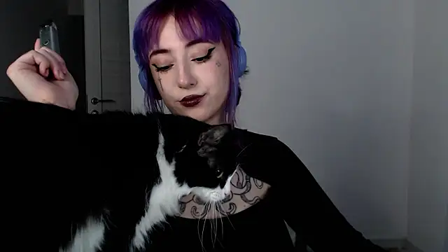 Snapshot of purplewitch chatting on 2, 2, 2026 purplewitch online show from 2, 2, 2026