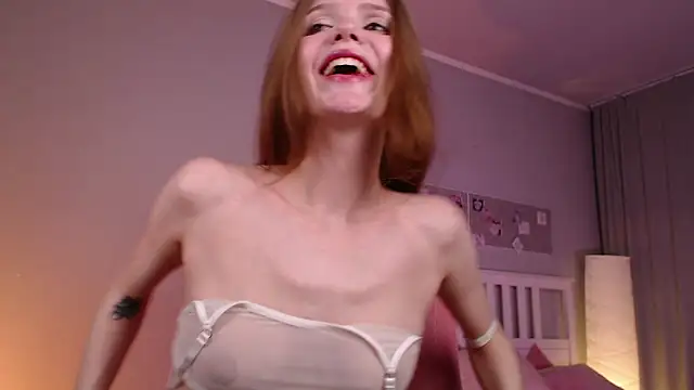 Gretchen Mol online show from 27, 2, 2025