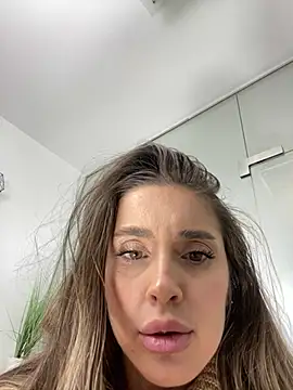 Snapshot of Anya-Ray chatting on 7, 2, 2025 Anya-Ray online show from 7, 2, 2025