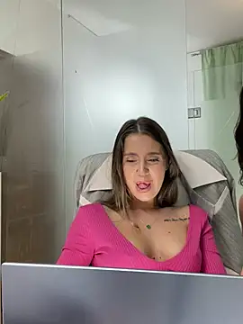 Snapshot of Anya-Ray chatting on 8, 2, 2025 Anya-Ray online show from 8, 2, 2025