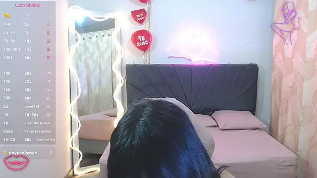 palmerfox tay online show from 1, 3, 2025