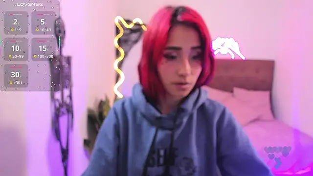 palmerfox tay online show from 6, 11, 2025